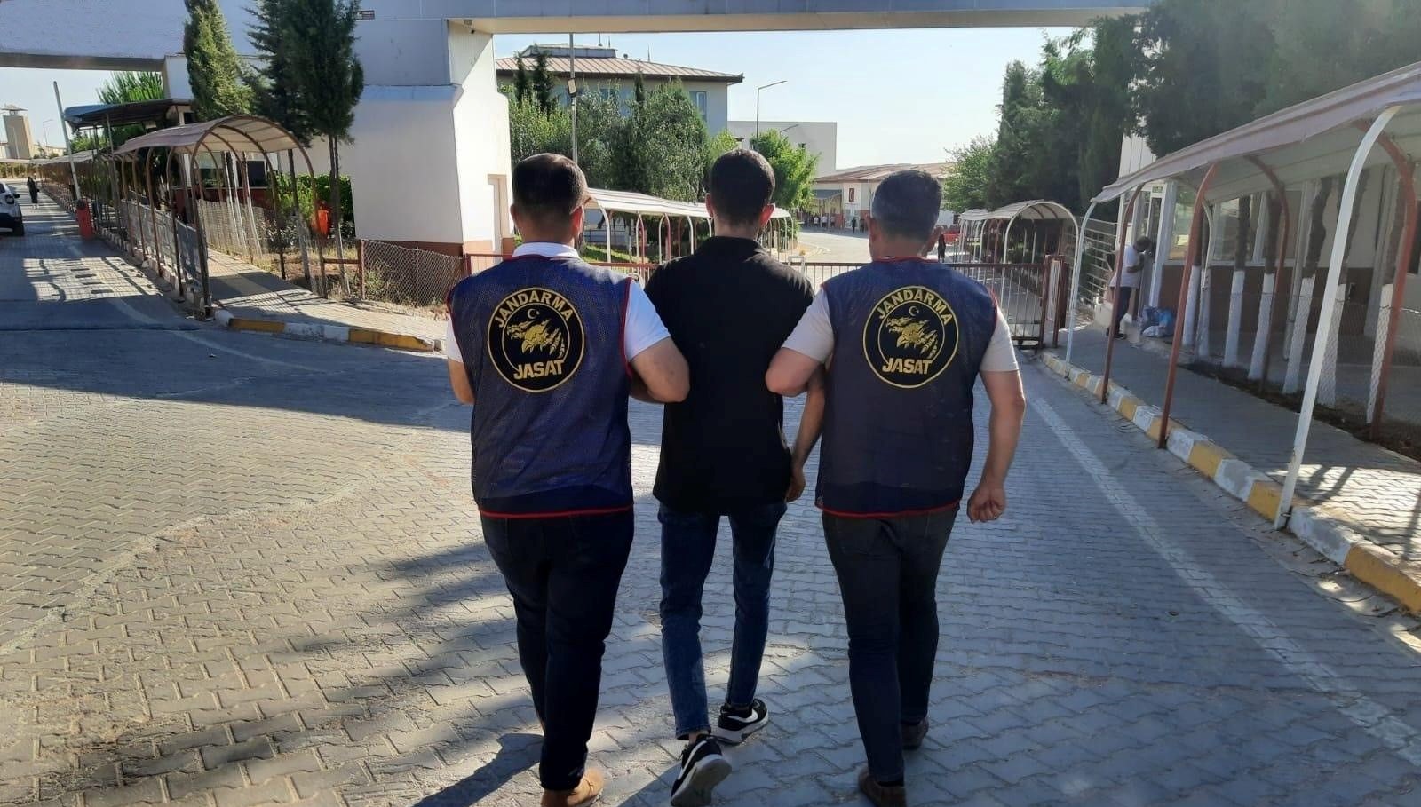 12 yilla aranan cinayet zanlisi gaziantepte yakalandi KjBYWjee