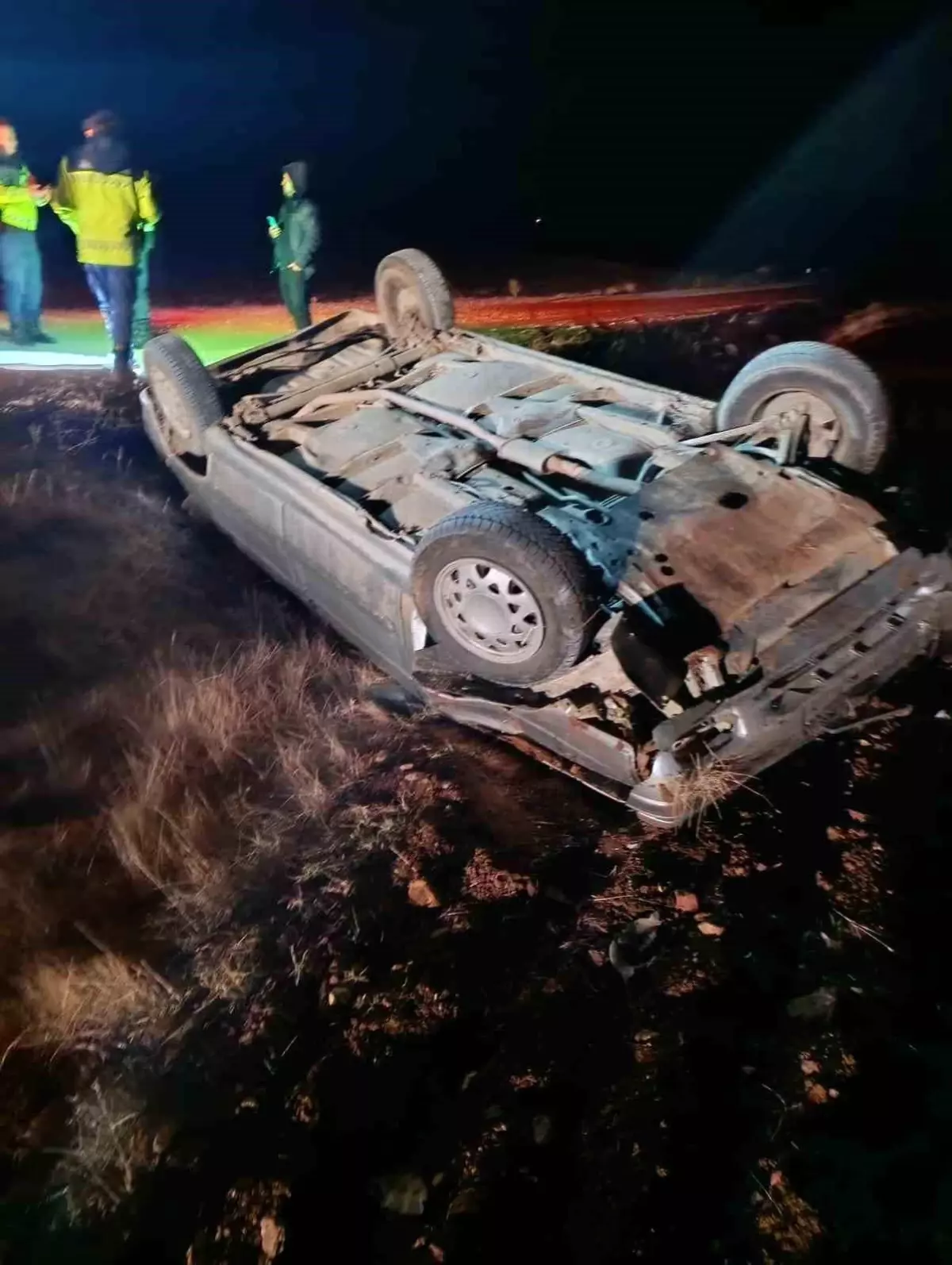 afyonkarahisarda takla atan aractan surucu sans eseri kurtuldu LmzlSppP