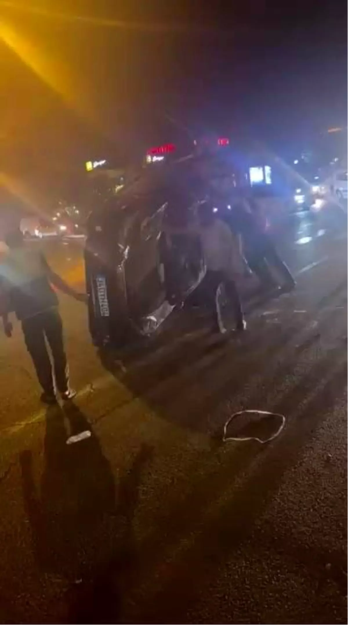 diyarbakirda takla atan aracta 1 yarali 8SIRrxX6.jpg