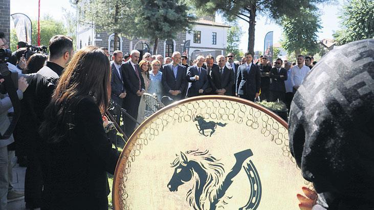 mezopotamyanin sanat soleni Yhd2bT6A.jpg