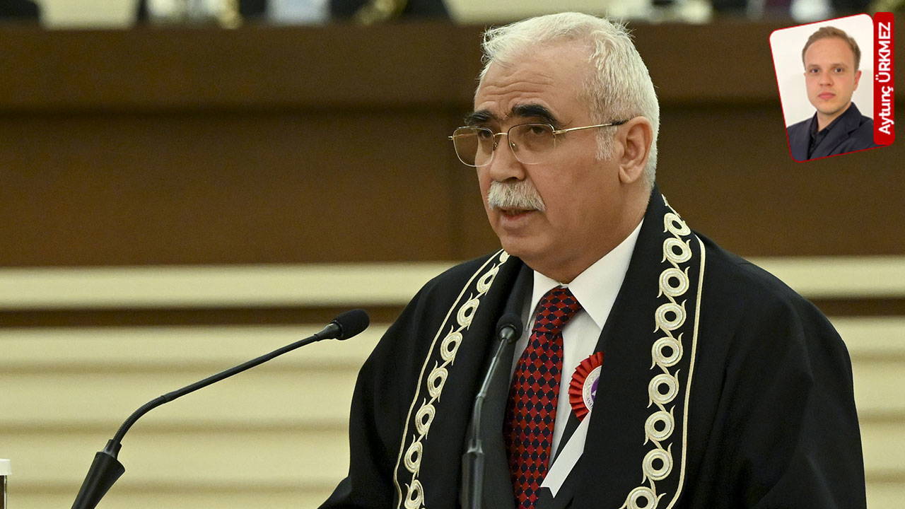 AYM Başkanı Kadir Özkaya, Atatürk’ü Anıtkabir’de Andı Ama Konuşma Kitapçığında Yer Almadı