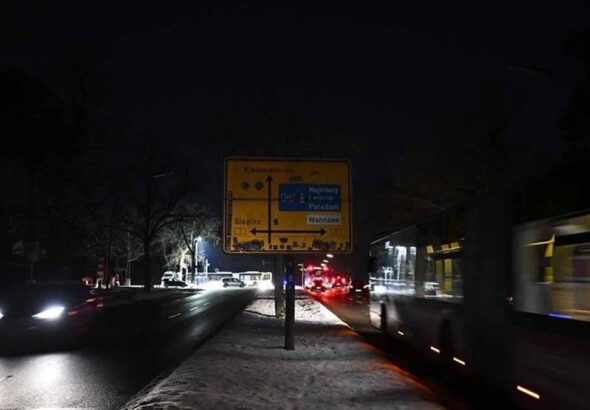 kuresel-elektrik-kesintisi-uyarisi-yapildi-kucuk-buyuk-tum-ulkeler-etkilecek-WYaWn5Q8